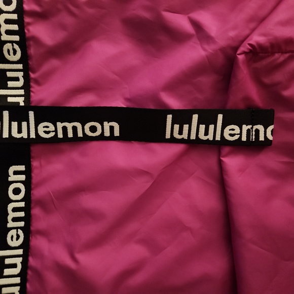 LULULEMON The Rest is Written Tote in Highlight Purple NWOT - Picture 15 of 16